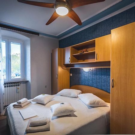 Guest House Nena Motovun Exterior photo