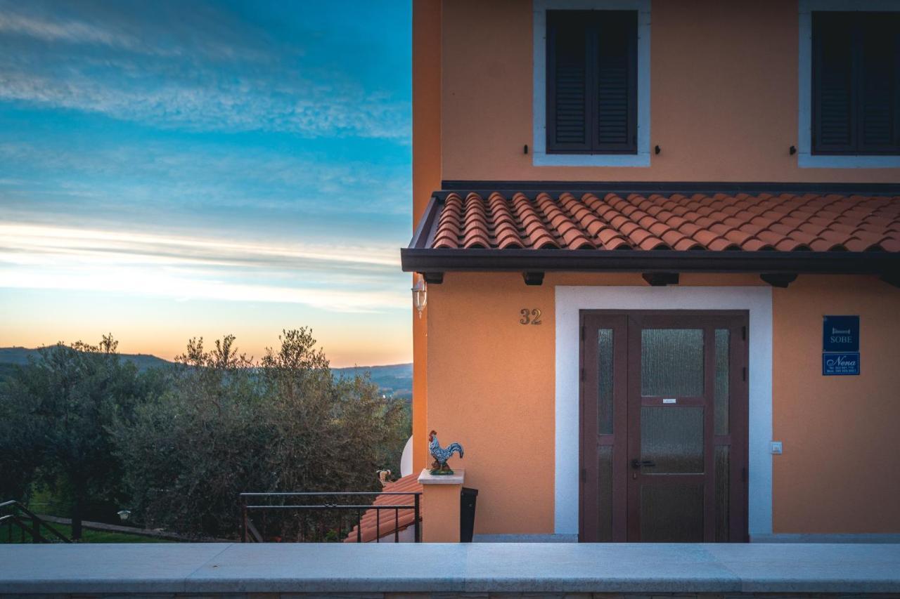 Guest House Nena Motovun Exterior photo