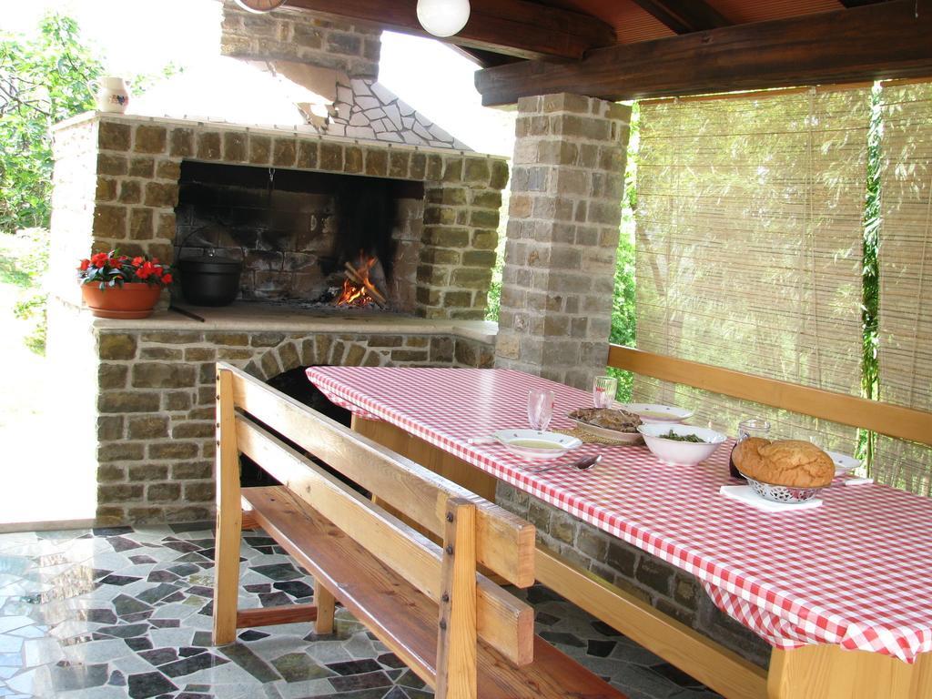 Guest House Nena Motovun Room photo